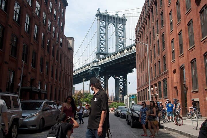 Private New York City Excursion: Custom 4-Hour Manhattan & Boroughs Tour photo 3