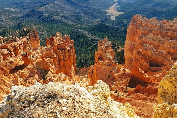 Private Peek-A-Boo Slot Canyon Guided Jeep Tour from Kanab photo 4