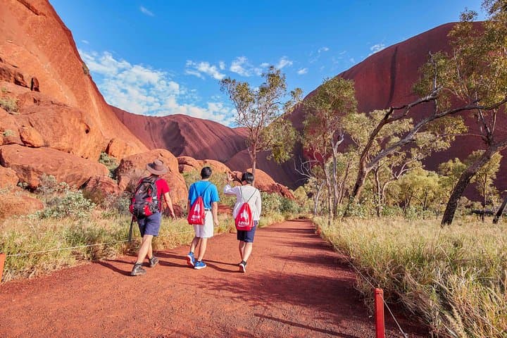 Uluru Base and Sunset Half-Day Tour with Optional Outback BBQ — Cultural Evening at Ayers Rock photo 4