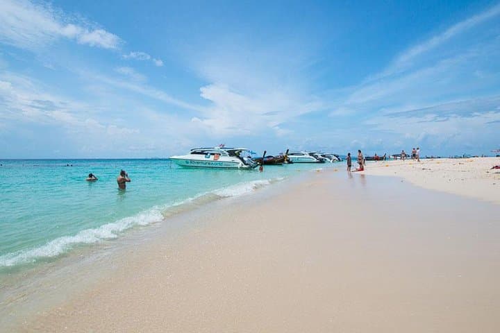 Speedboat Day Tour to Bamboo Island, Maya Bay & Phi Phi Islands from Krabi photo 3