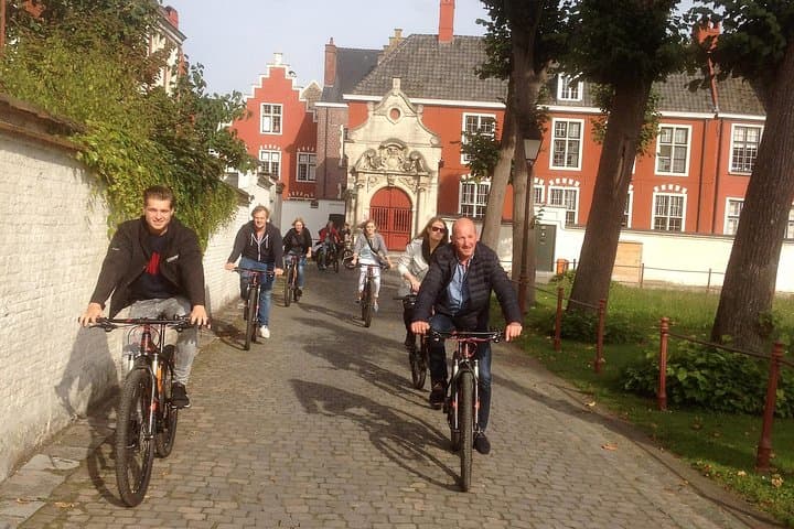 Ghent Off-the-Beaten-Track Bike Tour: Urban Cycling & Street Art photo 4