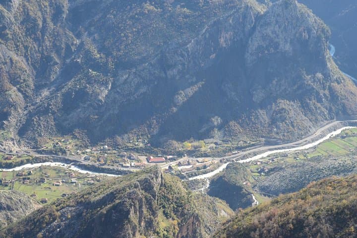 Hum Orahovski & Grlo Sokolovo Hike: Border-Edge Views Over Cijevna Canyon photo 6