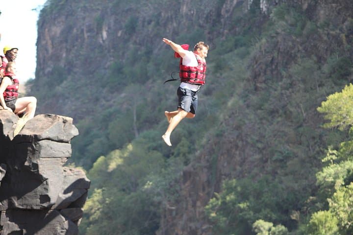 Half-Day Zambezi River Rafting Below Victoria Falls — High-Volume Whitewater Adventure photo 5