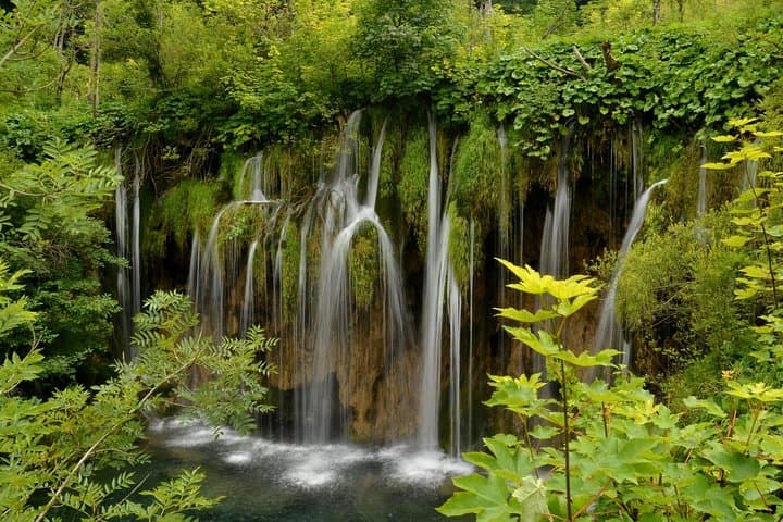 Plitvice Lakes Private Luxury Daytrip from Split or Trogir — All‑Inclusive Escape