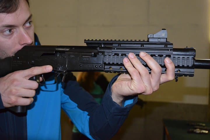 Indoor AK‑47 Shooting Experience in Prague — 90‑Minute Range Session with Pro Instructor photo 4