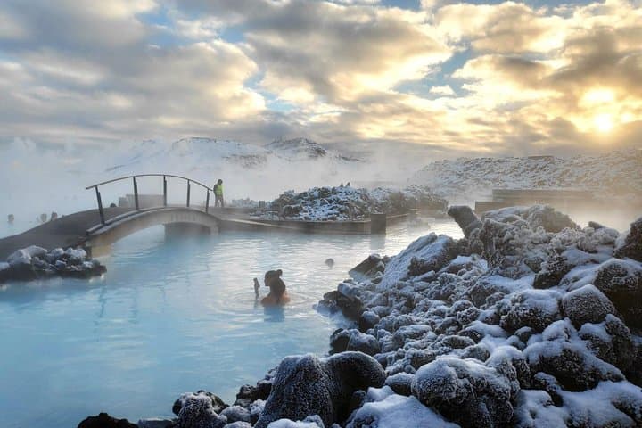 Blue Lagoon Premium: Private Mercedes Transfer and Spa Experience photo 4