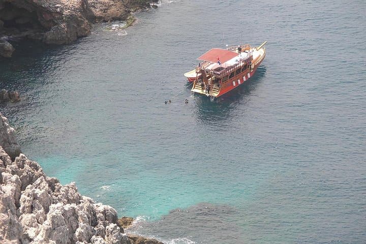 Discover Scuba Diving in Alanya: 2 Dives, Boat Lunch & Beginner-Friendly Course photo 5