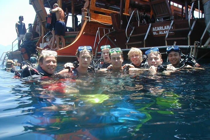 Discover Scuba Diving in Alanya: 2 Dives, Boat Lunch & Beginner-Friendly Course photo 4