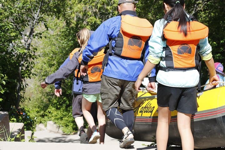Whitewater in Glenwood Canyon: Half-Day Rafting on the Colorado River photo 4