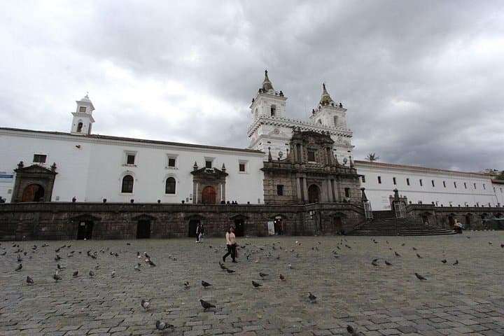 Private Quito Old District Tour & Teleferico: Pichincha Panoramas and Colonial Streets photo 2