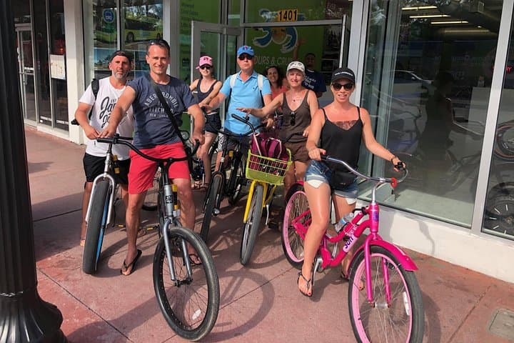 Cruise South Beach: Self-Guided Bicycle Rentals & Art Deco Discovery photo 5