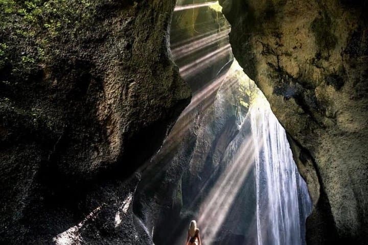 Bali Gate of Heaven and Tukad Cepung: Private Day Tour from Ubud photo 4