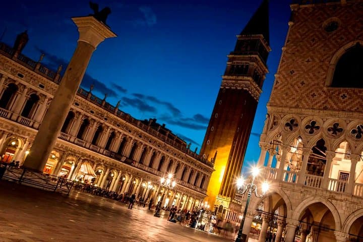 Venice at Sunset: Punta Sabbioni Aperitif Boat Tour and Night Walk photo 2