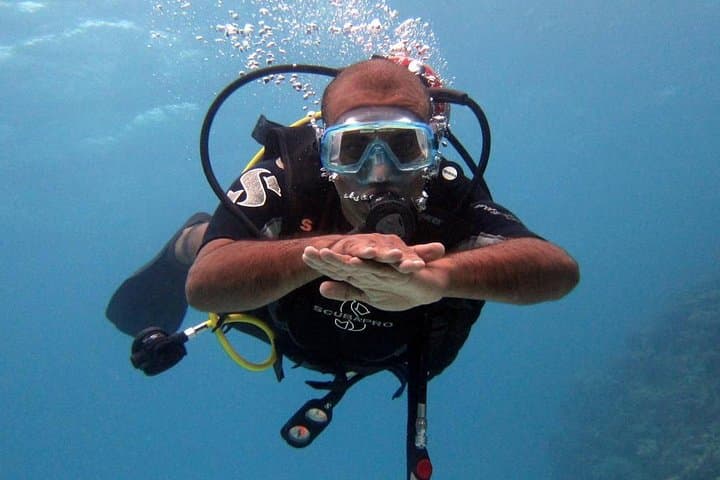Red Sea Daily Dive: Two-Site Boat Trip from Hurghada