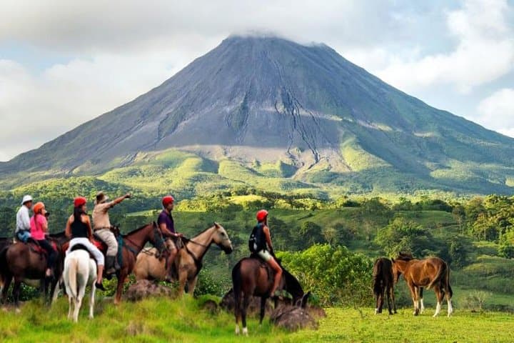 Horseback Riding to the Arenal River Canyon from La Fortuna photo 3
