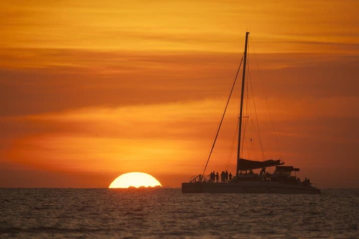 Tamarindo Marlin del Rey Catamaran Snorkel & Sunset Cruise