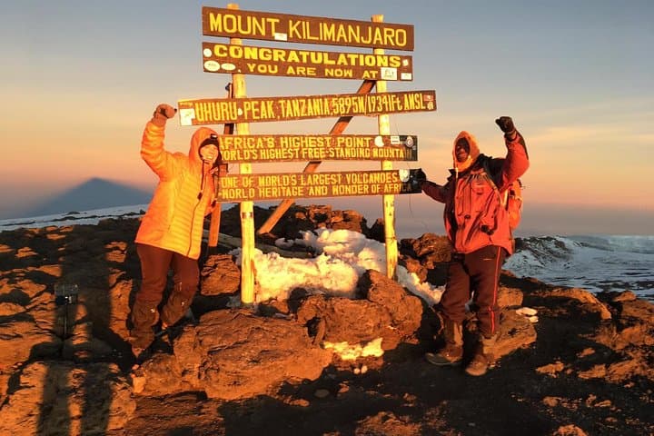 6-Day Kilimanjaro Climb: Marangu Route (Mandara → Uhuru Peak)