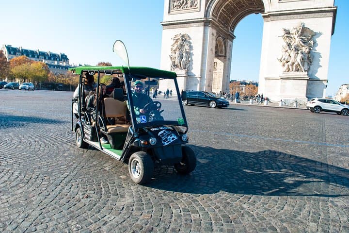 Discover Paris by Electric Golf Cart — 1-Hour Eco City Tour photo 3