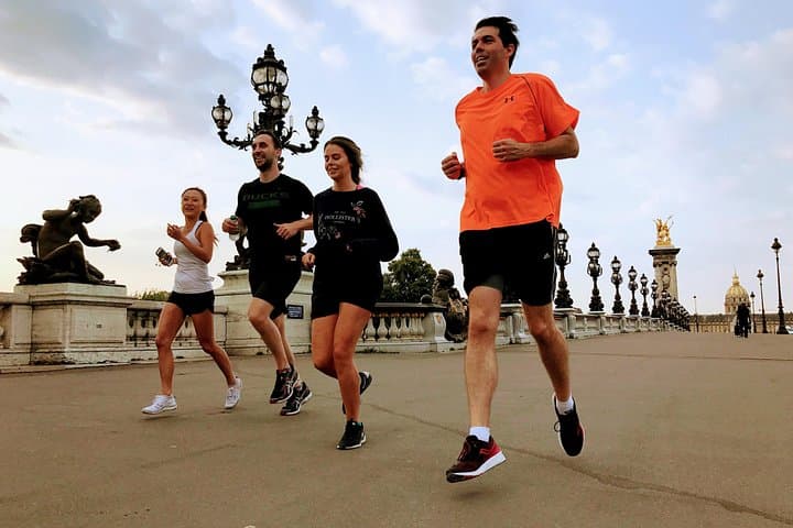 Sunrise Running Tour of Paris: 6–10 km Iconic Monuments at Dawn photo 2