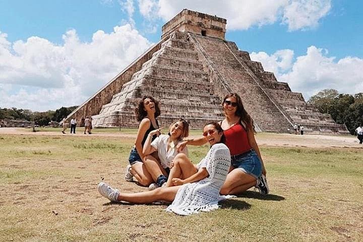 Private Chichén Itzá Tour from Cancún: Chichén Itzá, Ik Kil Cenote & Valladolid