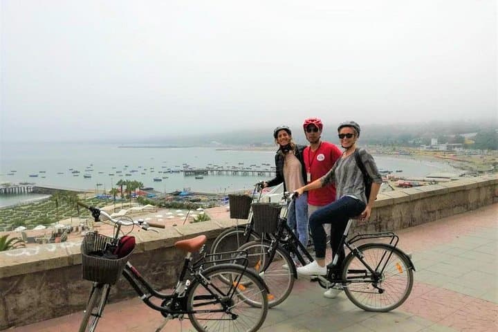 Lima Bike Tour: Miraflores to Barranco Coastal Route photo 1
