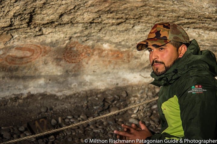 Nativo Experience: Lake Argentino 4x4 Tour & Punta Walichu Cave Lunch photo 3