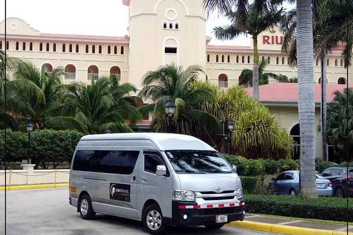 Tamarindo to Monteverde Shared Shuttle: Door-to-Door Cloud Forest Transfer photo 6