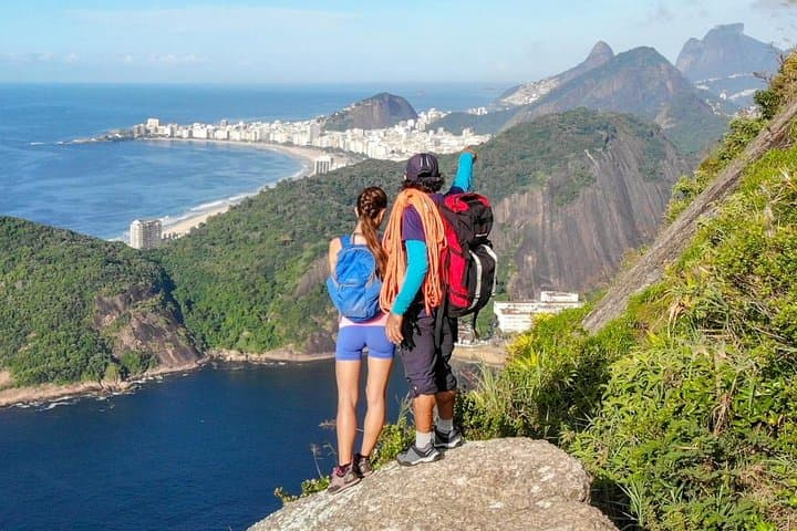 Half-Day Hike to Sugarloaf Mountain: Scramble, Summit & Cable Car in Rio de Janeiro