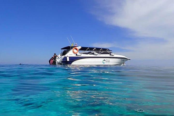Escape to Koh Rok: One-Day Island-Hopping Snorkel Trip from Ko Lanta photo 2