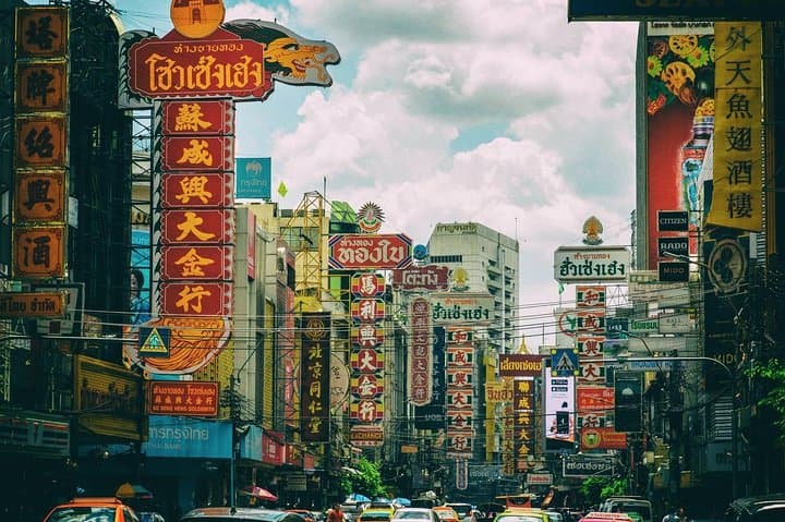 Private Half-Day Car Tour in Bangkok: Custom City Sightseeing with Guide and Driver photo 5