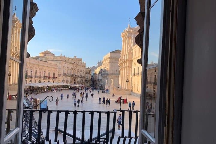 Syracuse Guided Walking Tour — Ortigia & Neapolis Highlights photo 3