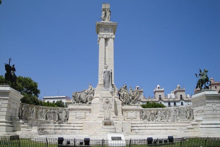 Private Walking Tour of Cádiz with Torre Tavira Panoramic Views photo 3