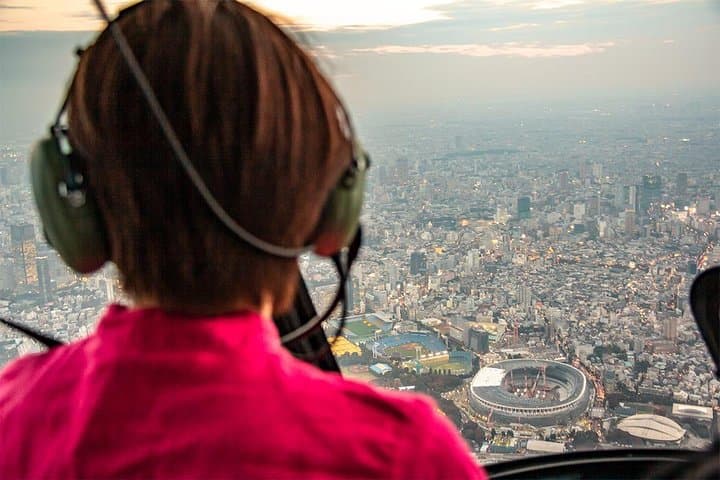 Tokyo Skyline from Above: Private 30-Minute Central Helicopter Tour