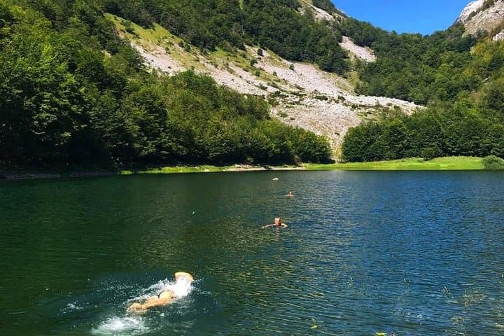 Stabanska Lakes Hiking Tour: Day Hike to Emerald Alpine Lakes near Plužine, Montenegro