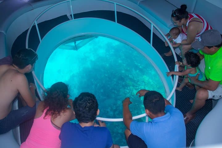 Isla Mujeres Day Tour from Cancún — Catamaran, Beach Club & Open Bar photo 4