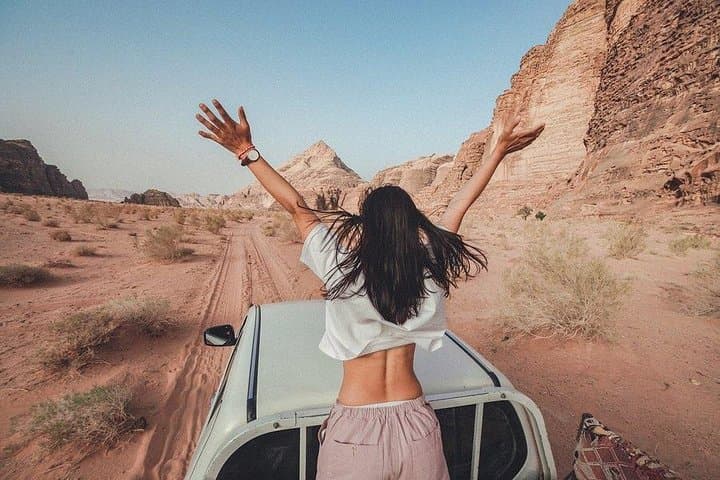 Wadi Rum Jeep Tour: Lawrence's House, Khazali Canyon & Red Dune (5 hours) photo 3