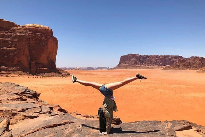 Wadi Rum Jeep Tour: Lawrence's House, Khazali Canyon & Red Dune (5 hours) photo 5
