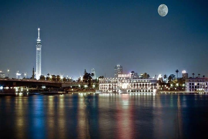 Cairo by Night: Cairo Tower & Downtown After-Dark Tour
