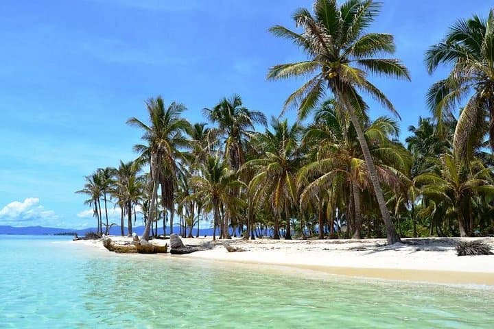 San Blas 2-Day Private Cabin Escape: Isla Asserya, Natural Pools & Island Tour photo 2
