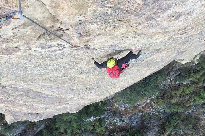 Rock Climbing Adventures Near Santiago: Guided Tours and Classes for All Levels photo 3