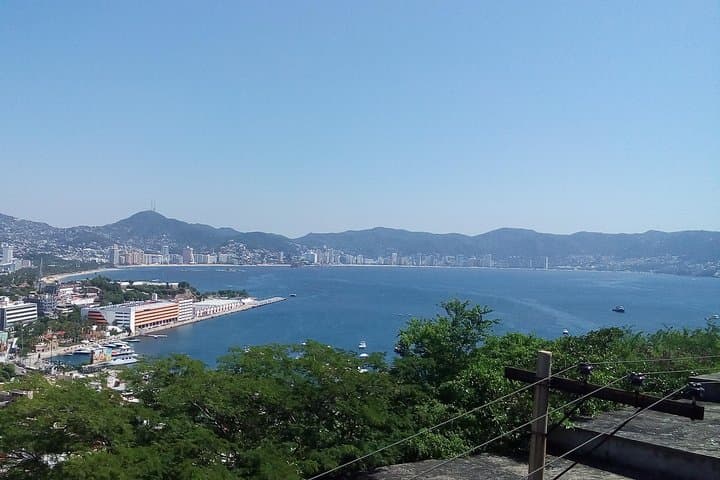 Acapulco City Tour: Cliff Divers, Diego Rivera Murals & Bay Views photo 2