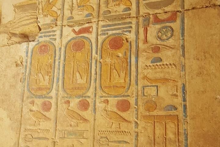 Full-Day Dendera and Abydos Temple Tour from Luxor: Seti I, Hathor & Rooftop Zodiac photo 4