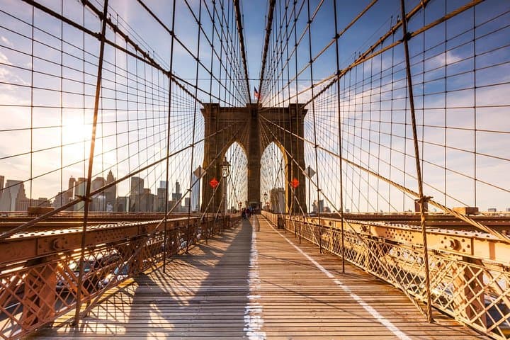 Sunset Walk Across the Brooklyn Bridge: Dumbo to Seaport Guided Tour