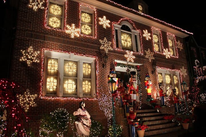 Dyker Heights Christmas Lights Tour — Brooklyn Holiday Experience photo 5