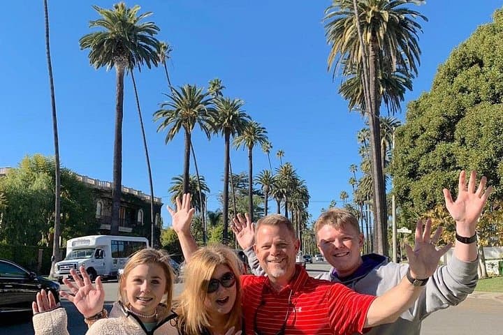 Los Angeles Private Full-Day Guided Sightseeing Tour — Hollywood, Beverly Hills & Beaches photo 2
