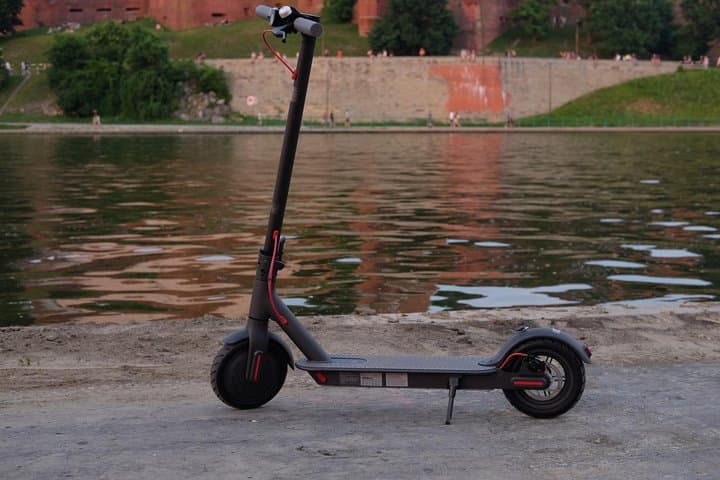 Explore Krakow by E-Scooter: 4-Hour City Rental Along the Vistula photo 4