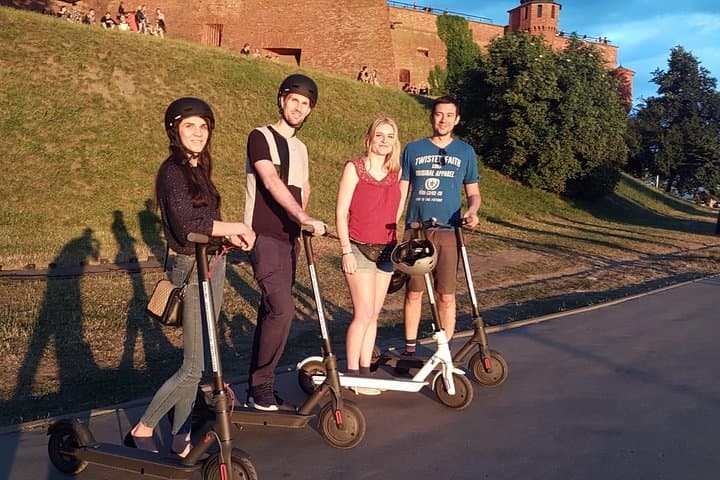 Krakow E-Scooter Rental: 3-Day Urban Ride for Sightseeing and Short Trips