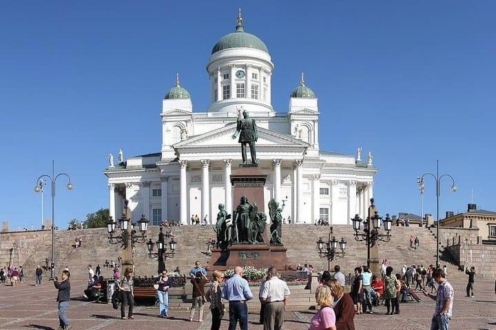 Helsinki Wilderness Walking Tour — Urban Nature, Saunas & City Landmarks photo 2
