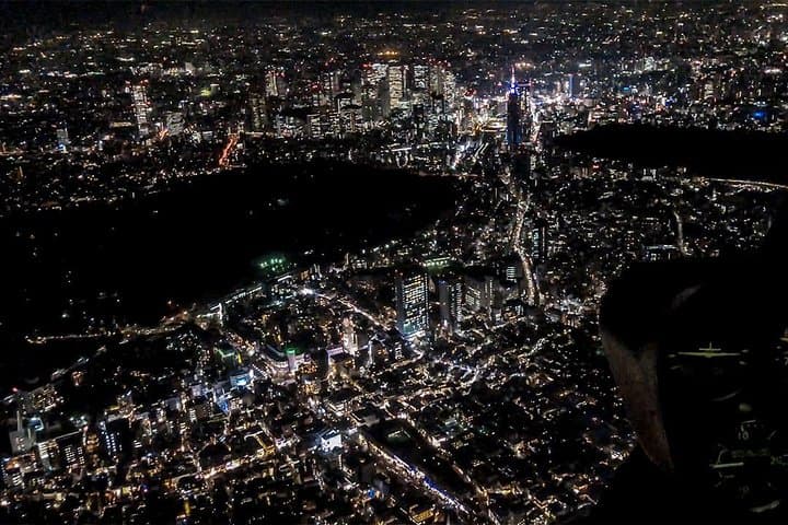 Tokyo & Yokohama Night Helicopter Tour: Skytree, Tokyo Tower & Harbor Lights photo 5