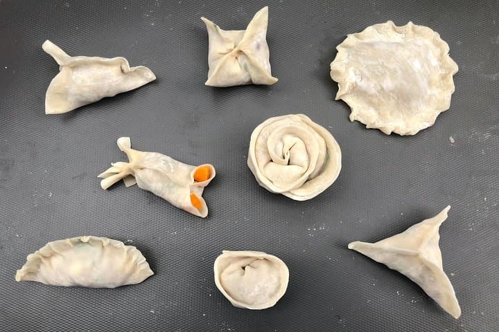 Lamma Island Cultural Walk & Dumpling Workshop with Local Artist photo 2